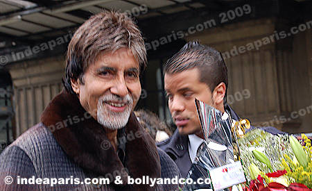 Arrivée d'Amitabh Bachchan à la Gare du Nord