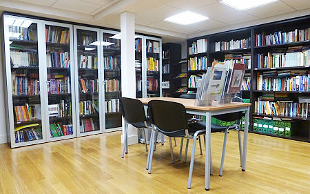 Bibliothèque de l'Ambassade de l'Inde à Paris